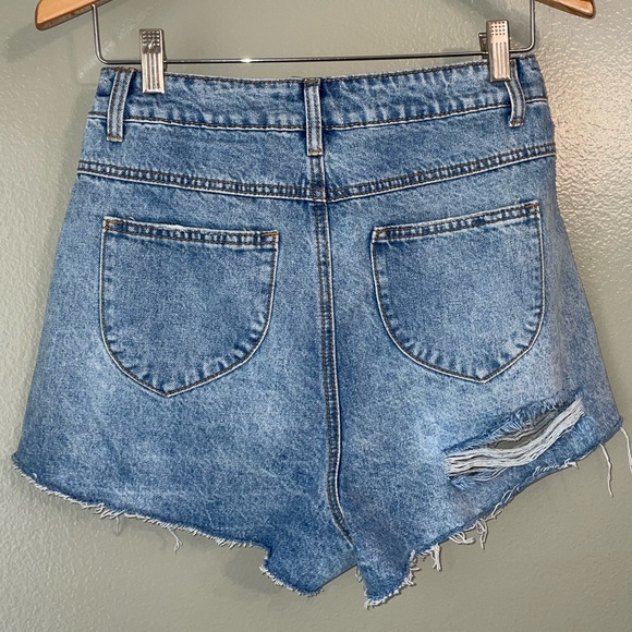 Princess Polly Feels Like Summer Short NWOT - Picture 4 of 11